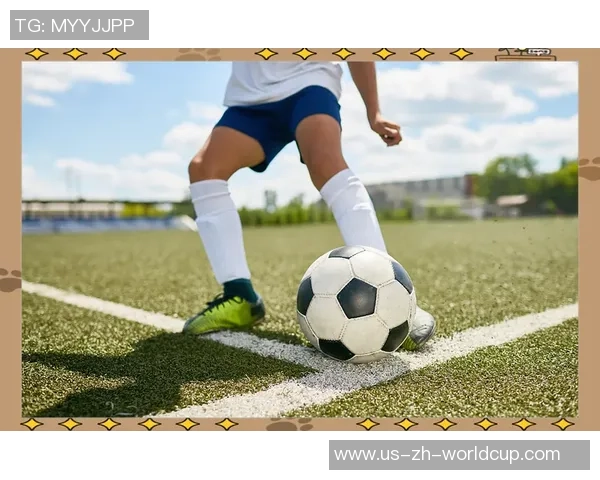 小小足球赛中的友谊与拼搏精神的精彩瞬间